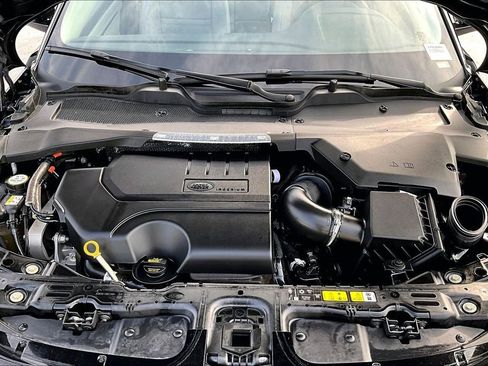 Used 2022 Land Rover Range Rover Evoque SE image 28