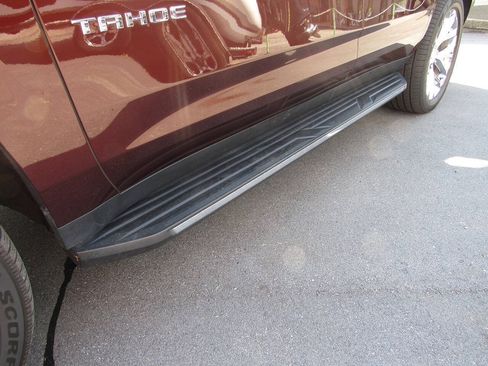 Used 2022 Chevrolet Tahoe Premier AWD/4WD image 17