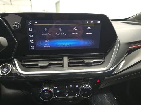 Certified 2024 Chevrolet Trax RS w/ Driver Confidence Package image 14