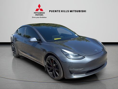 Used 2022 Tesla Model 3 Performance AWD/4WD image 3