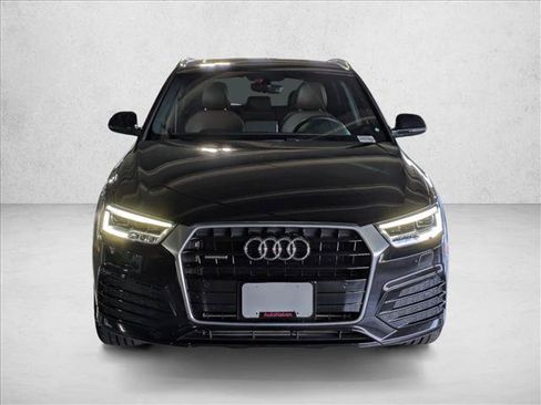 Used 2018 Audi Q3 2.0T Premium Plus w/ Premium Plus Package AWD/4WD image 2