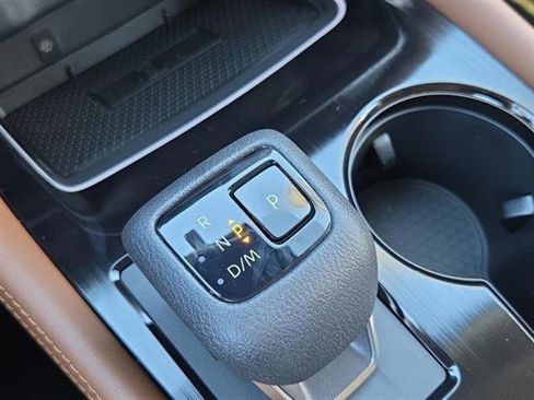 New 2026 Nissan Rogue Platinum image 21