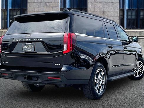 Used 2025 Ford Expedition Max Active AWD/4WD image 11