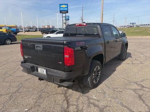 Used 2022 Chevrolet Colorado Z71 w/ Safety Package image 3