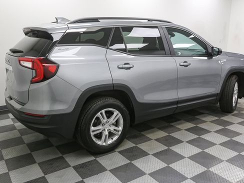 Used 2023 GMC Terrain SLE w/ Driver Convenience Package AWD/4WD image 10