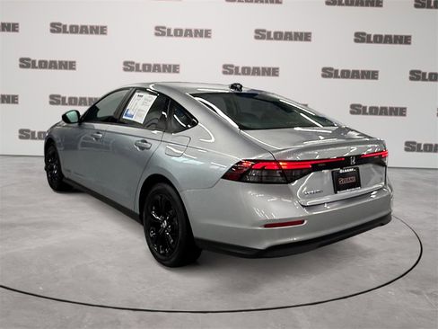 Used 2025 Honda Accord SE image 3