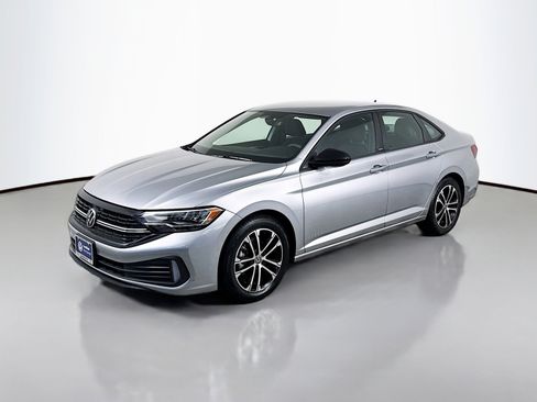 Certified 2023 Volkswagen Jetta Sport image 1