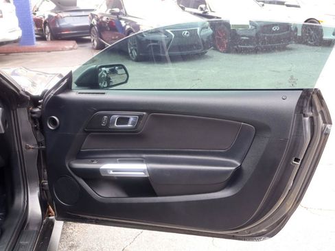 Used 2020 Ford Mustang GT RWD image 16