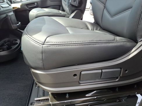 New 2026 RAM ProMaster 2500 w/ Quick Order Package 22H SLT+ FWD image 23