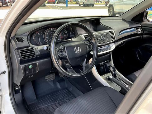 Used 2015 Honda Accord Sport image 18