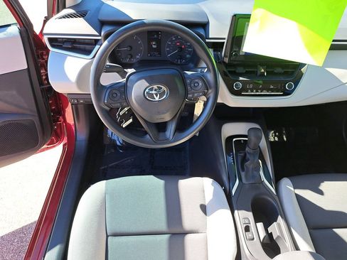 Certified 2024 Toyota Corolla LE image 10