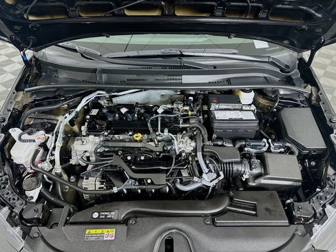 Used 2024 Toyota Corolla LE FWD image 31