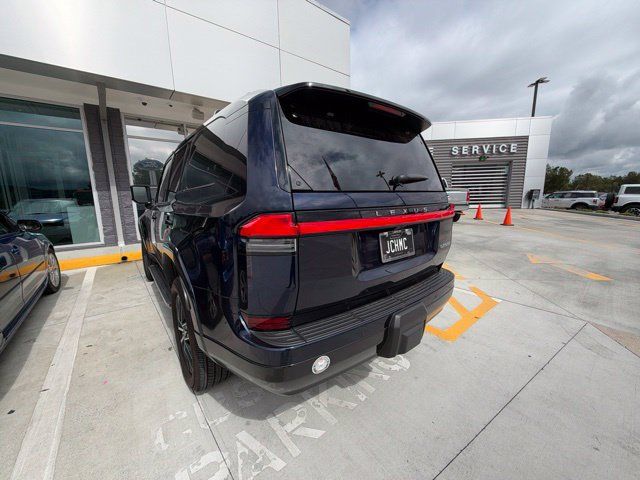 Used 2025 Lexus GX 550 w/ Accessory Package (2T) AWD/4WD image 26