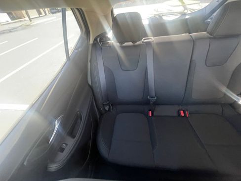 Used 2025 Buick Encore GX Preferred image 33