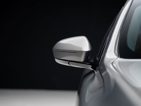 Used 2023 BMW 740i RWD image 14