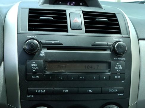 Used 2013 Toyota Corolla S Special Edition image 9