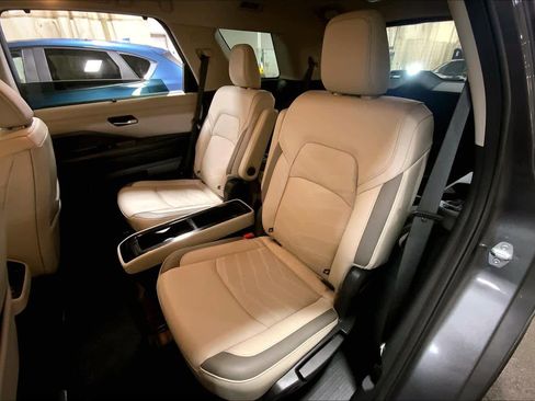 Used 2022 Nissan Pathfinder Platinum w/ Lighting Package (N93) image 20