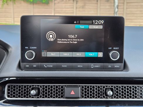 Used 2025 Honda Civic LX image 17