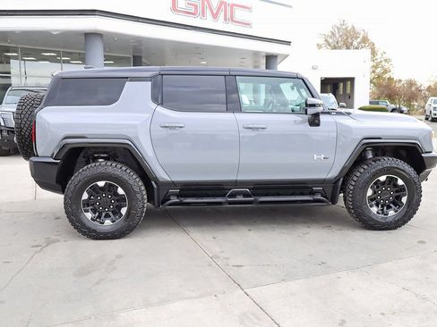New 2025 GMC Hummer EV 3X w/ Extreme Off-Road Package AWD/4WD image 7