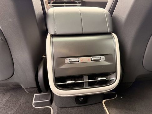 Used 2025 Lincoln Nautilus Reserve image 29