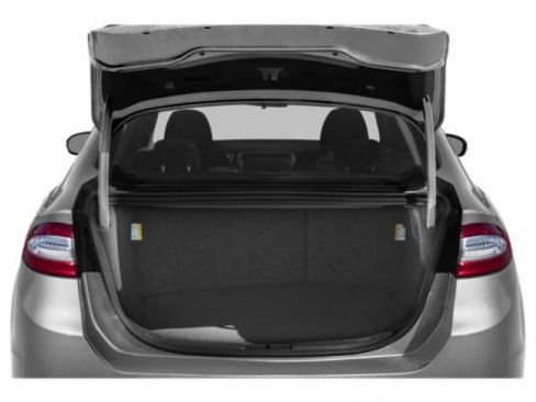 Used 2015 Ford Fusion SE image 12