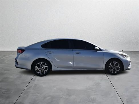 Used 2020 Kia Forte LXS image 5