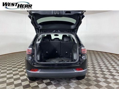 Used 2022 Jeep Compass Latitude w/ Convenience Group AWD/4WD image 46
