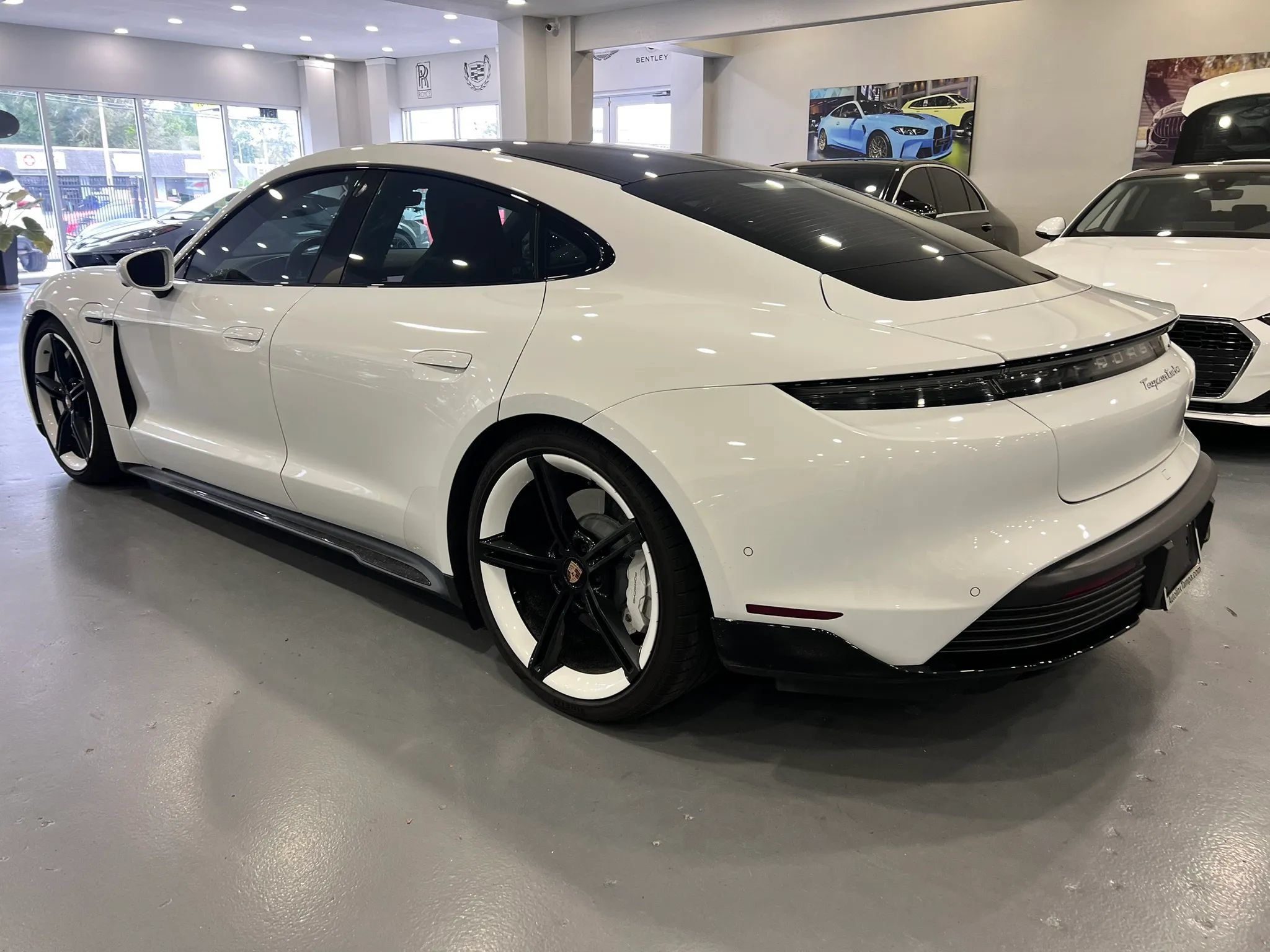 Used 2020 Porsche Taycan Turbo AWD/4WD image 5