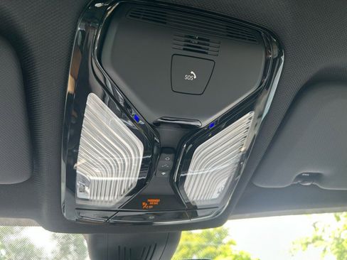 Used 2022 BMW X5 sDrive40i w/ Premium Package image 38