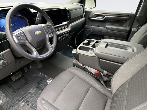 Used 2023 Chevrolet Silverado 1500 LT image 10