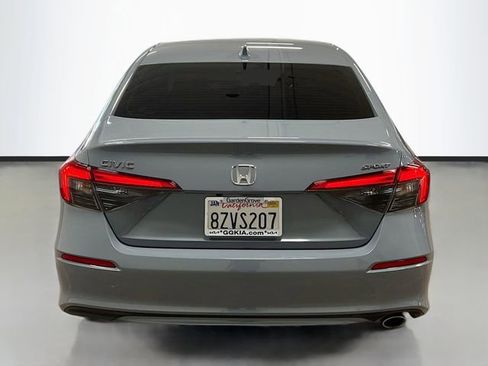 Used 2022 Honda Civic Sport image 6