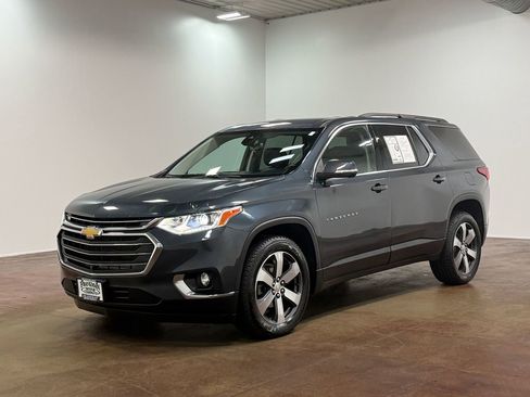Used 2021 Chevrolet Traverse LT w/ LT Premium Package AWD/4WD image 28