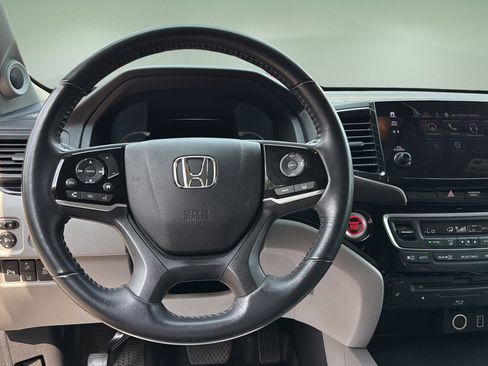 Used 2022 Honda Pilot Touring image 34