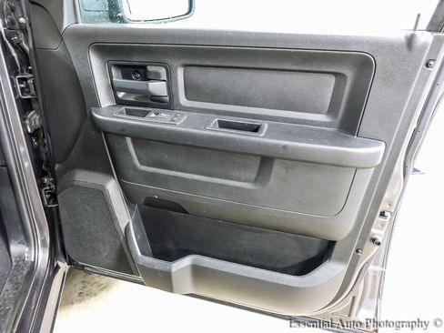 Used 2019 RAM 1500 Express w/ Express Value Package image 23