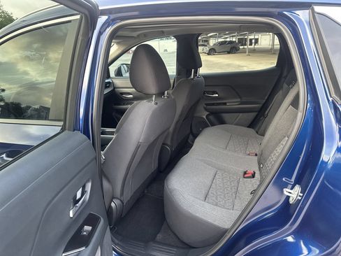 Used 2026 Nissan Kicks SV w/ SV Premium Package FWD image 11