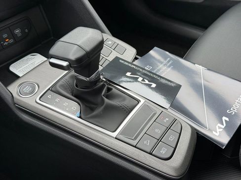 New 2026 Kia Sportage X-Line w/ X-Line Premium Package AWD/4WD image 16