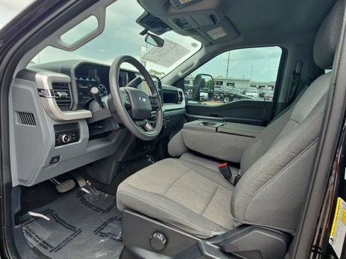 Used 2025 Ford F250 XL w/ STX Appearance Package AWD/4WD image 12