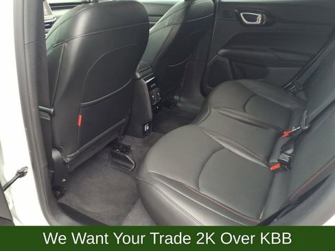 Used 2023 Jeep Compass Trailhawk w/ Trailhawk Elite Group image 21