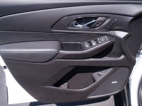 Used 2023 Chevrolet Traverse Premier w/ Redline Edition FWD image 11