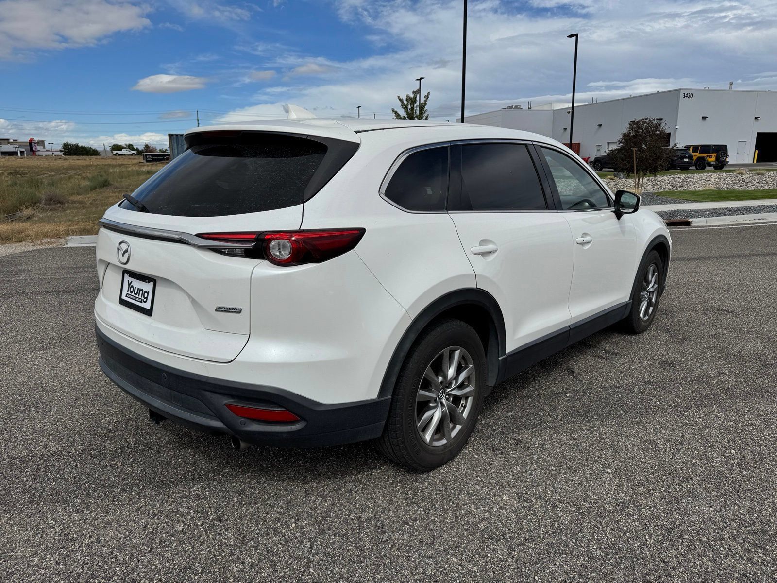 Used 2018 MAZDA CX-9 Touring w/ Touring Premium Package FWD image 5