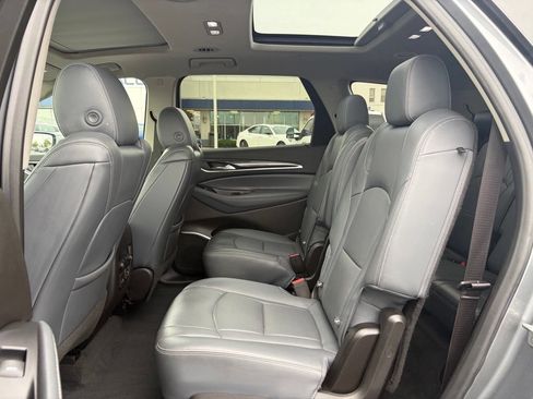 Used 2021 Buick Enclave Essence w/ Sound and Sites Package AWD/4WD image 26