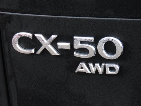 Used 2025 MAZDA CX-50 AWD 2.5 Hybrid w/ Premium Pkg image 18