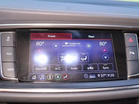 Used 2020 Buick Enclave Essence image 27