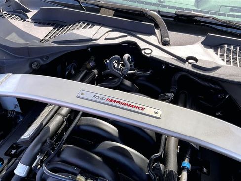 Used 2019 Ford Mustang Shelby GT350 w/ Technology Package RWD image 28