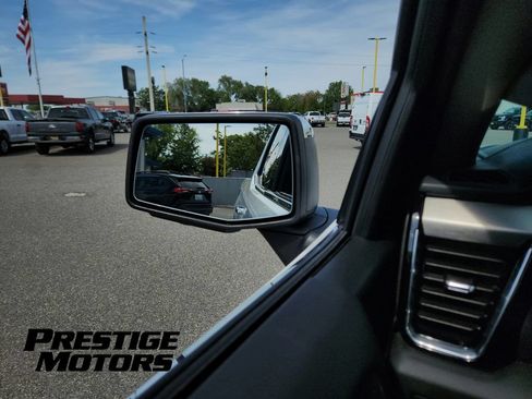 Used 2024 GMC Sierra 1500 Denali AWD/4WD image 27