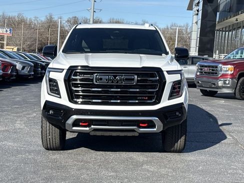 New 2026 GMC Yukon XL AT4 w/ AT4 Premium Package image 14