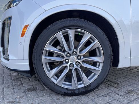 Used 2020 Cadillac XT6 Sport w/ Platinum Package AWD/4WD image 10