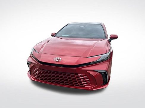 Used 2025 Toyota Camry XSE w/ Premium Package FWD image 2