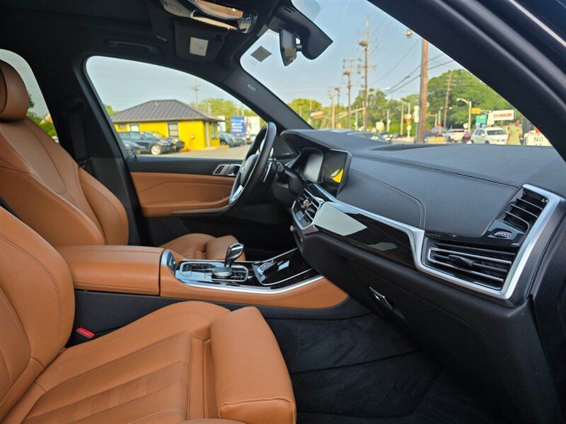 Used 2021 BMW X5 xDrive40i w/ Premium Package AWD/4WD image 21