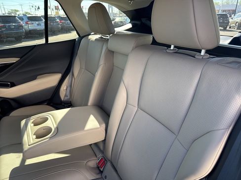 Used 2023 Subaru Outback Limited XT w/ Popular Package #2 image 29